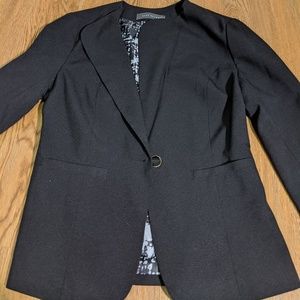 Pretty black blazer